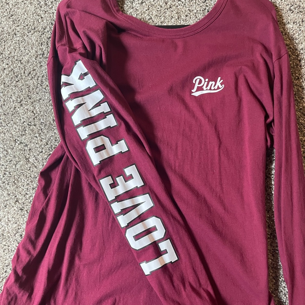 VS Pink- Long sleeve top - Open back- Large